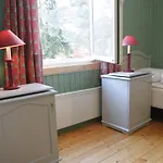 Vandrerhjem Leir *