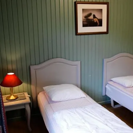 Leir אכסניה Frya